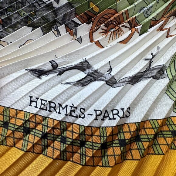 Hermes Silk Pleated Scarf - Picture 4 of 5
